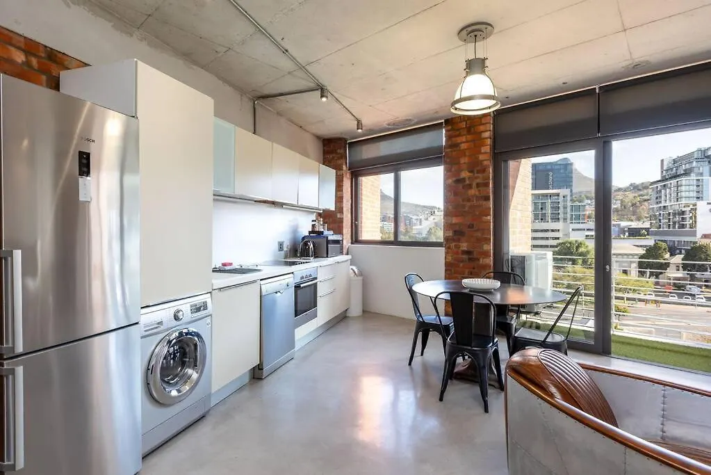 Trendy Loft Apartment Near The Waterfront And Cbd ケープタウン