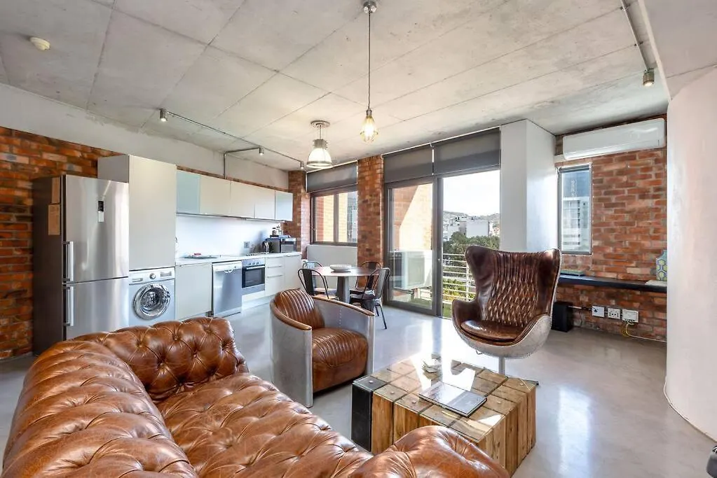 Trendy Loft Apartment Near The Waterfront And Cbd Cape Town 0*,