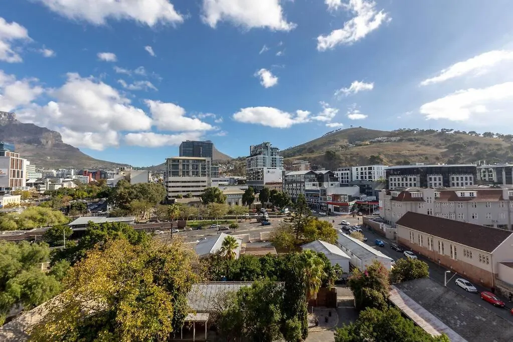 Trendy Loft Apartment Near The Waterfront And Cbd Cape Town